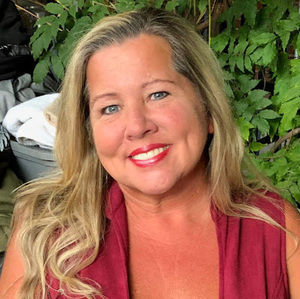 Meet your Posher, Sharon